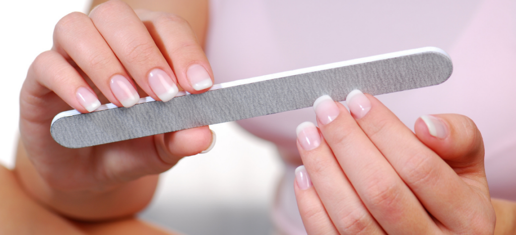 Ta bort gelnagellack säkert och enkelt
